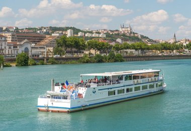 lyon tour bateau