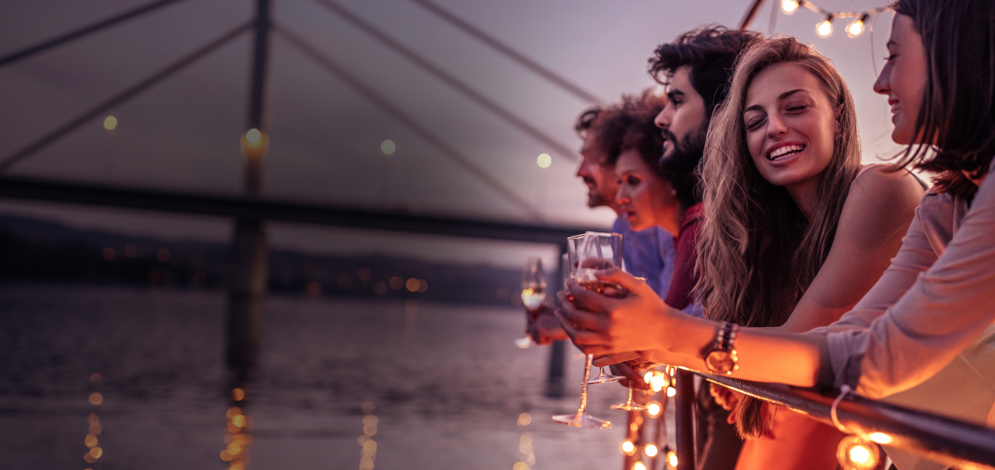 organise an exceptional private event for Lyon's boats